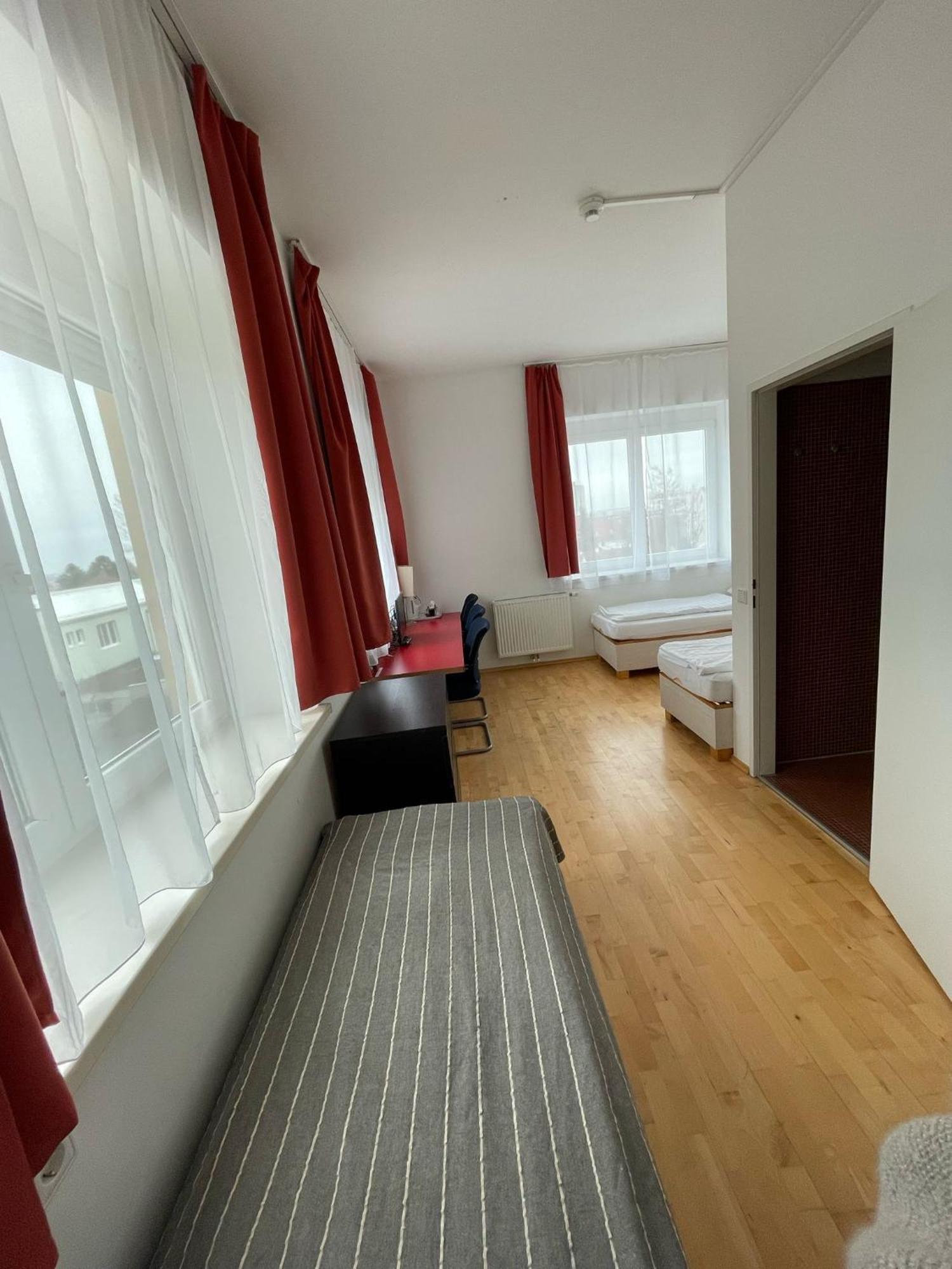 Workbase Viena